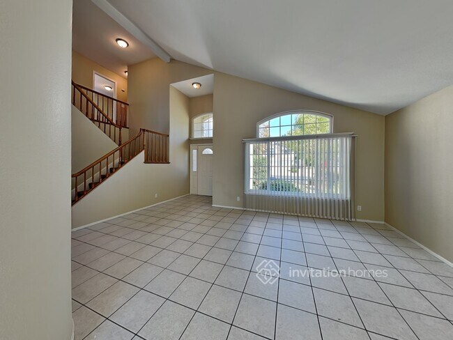 Foto del edificio - 4544 Roebuck Way