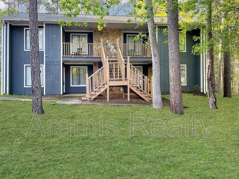114 Spring Ct, Fairburn, GA 30213 Condo for Rent in Fairburn, GA