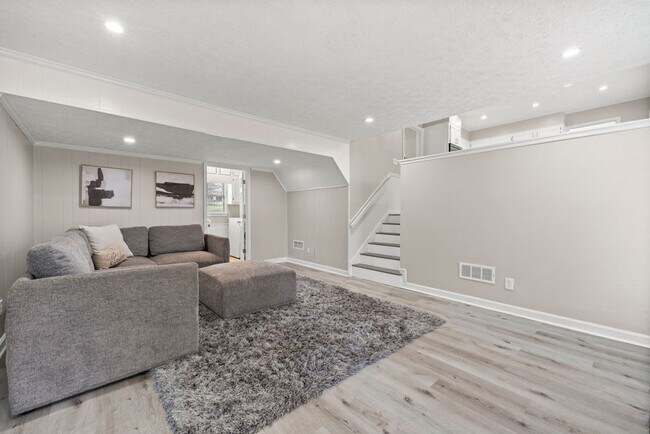 Foto del edificio - 673 Fairfield Drive