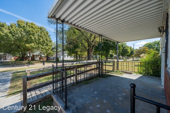 Building Photo - 2 br, 1 bath House - 1573 Carolina Ave
