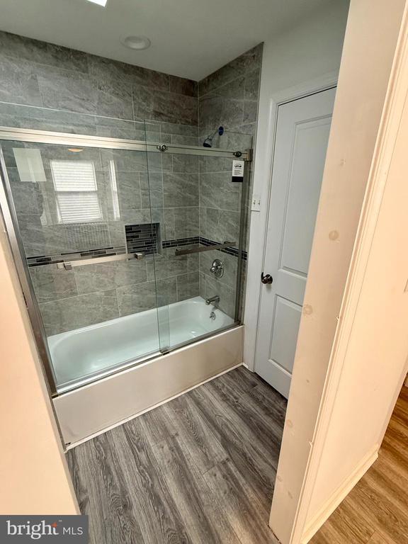 Foto del edificio - 6422 N 21st St