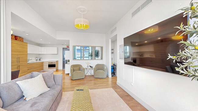 Foto del edificio - 777 N Ocean Dr