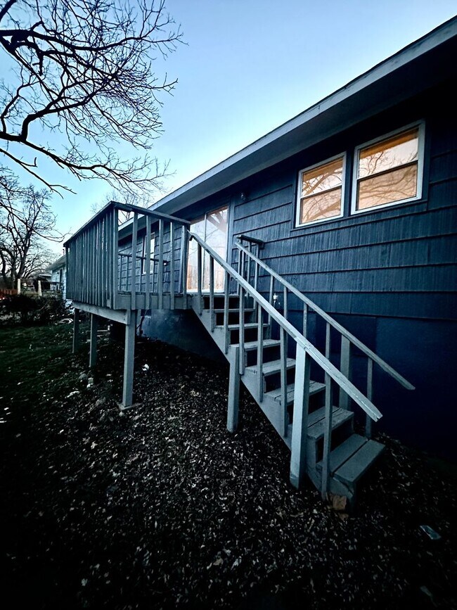 Foto del edificio - South Kansas City Home For Rent