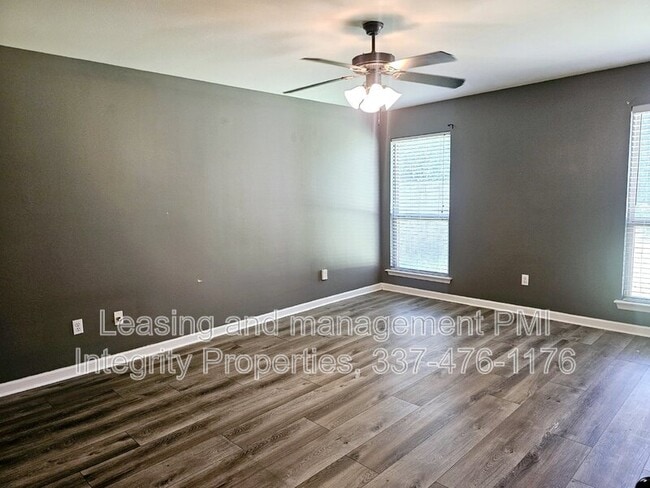 Building Photo - 15457 Oakstone Dr