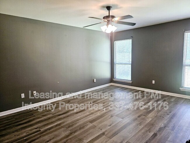 Foto del edificio - 15457 Oakstone Dr