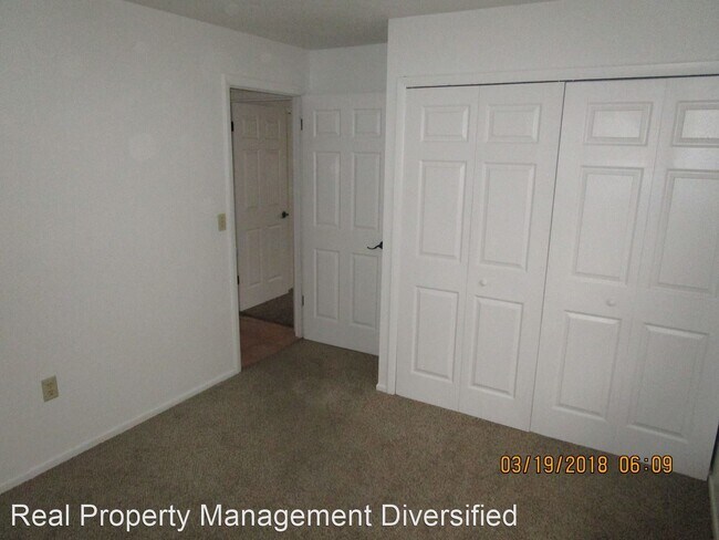 Building Photo - 1688 SW 109th Pl