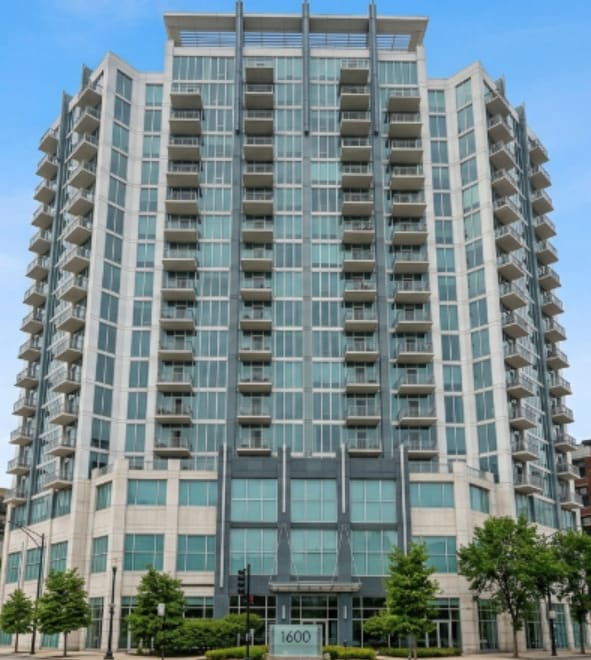 Building Photo - 1600 S Indiana Ave