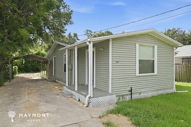 Building Photo - 228 S Eastside Dr