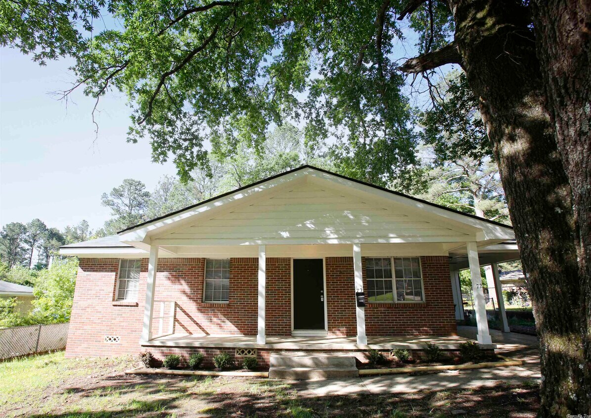 72 Glenmere Dr, Little Rock, AR 72204 House for Rent in Little Rock