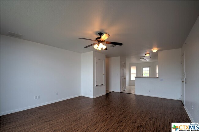 Building Photo - 3144 Douglas Fir Dr