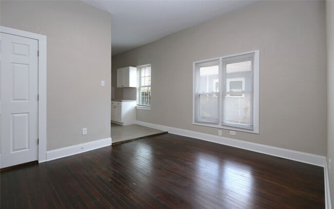 Building Photo - 4445 Rusk St