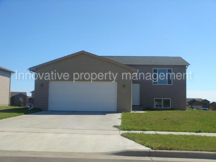 Foto principal - 502 Almond Ave