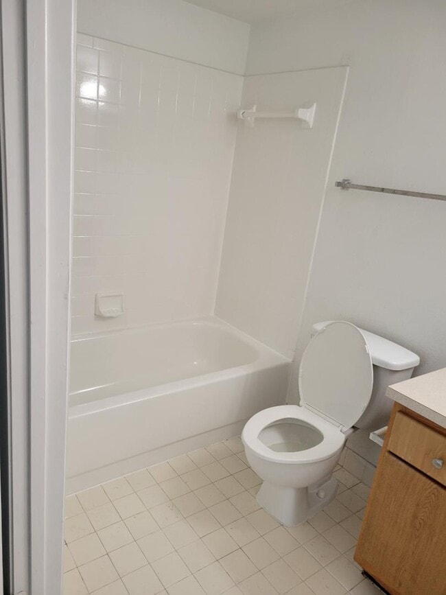 Photo - 2445 SW 18th Terrace Apartment