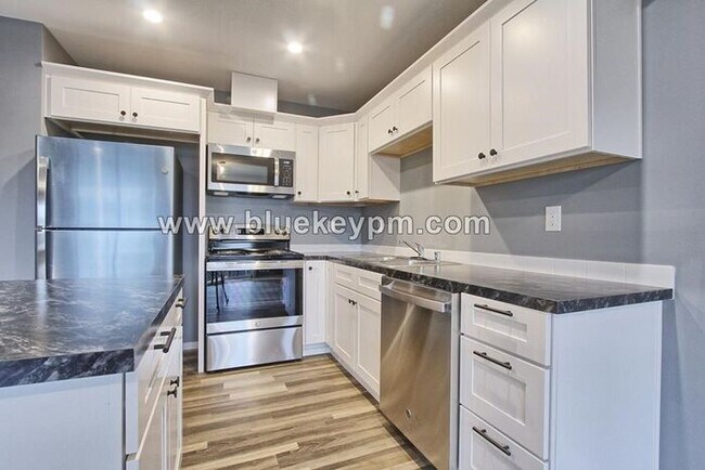 Foto del edificio - Unit 320: 3 Bed, 2.5 Baths Townhome in LaCenter