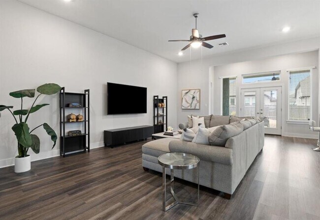 Foto del edificio - 20813 Claire Jean Path