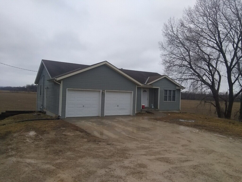5610 Blue River Rd, Manhattan, KS 66502 House for Rent in Manhattan