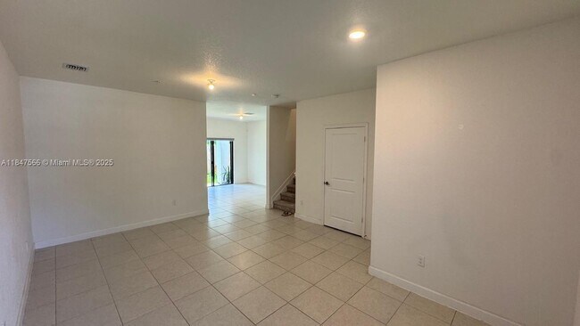 Building Photo - 227 SW 159th Ter