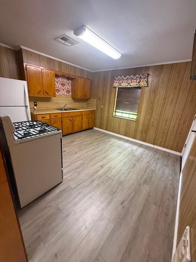 Foto del edificio - 133 Hilldale Dr