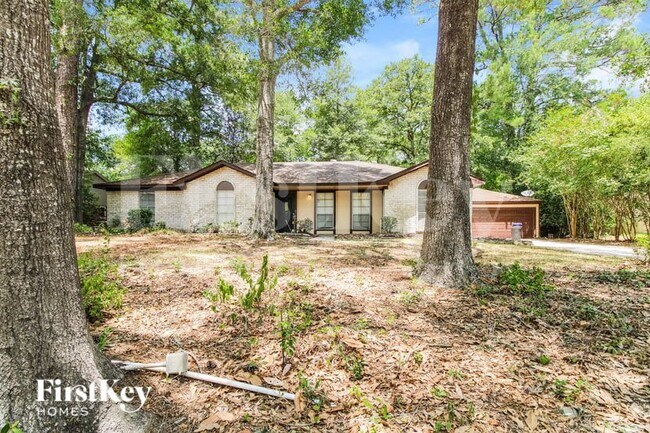 Foto del edificio - 2618 N Woodloch St