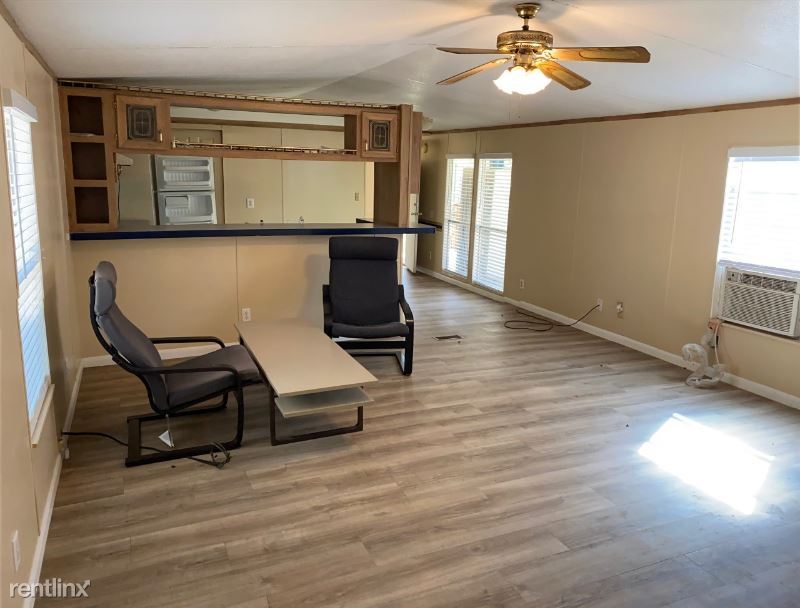 Primary Photo - 3 br, 2 bath Mobile Home - 17302 MT Blvd