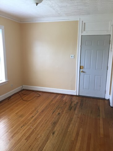 Foto del edificio - 4810 W Armitage Ave