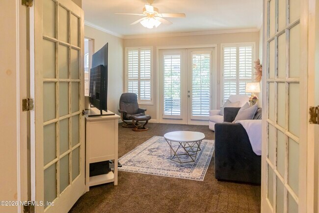 Building Photo - 904 Gallier Pl