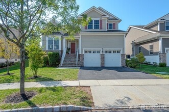 Building Photo - 8 Comstock Ln