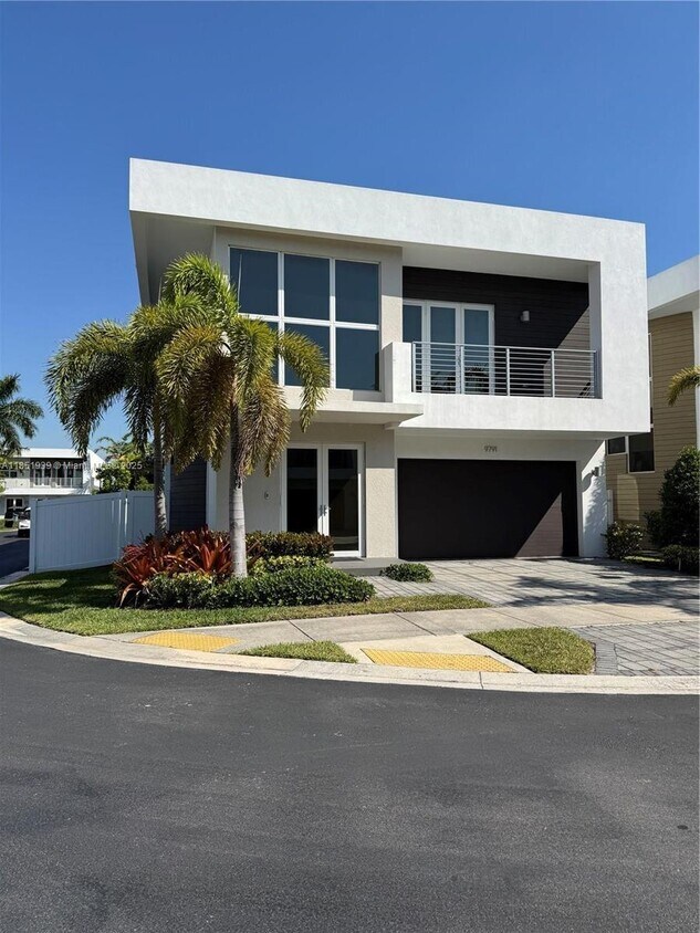 Foto principal - 9791 NW 75th St