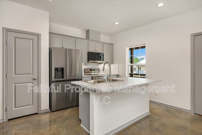 Foto del edificio - 21579 County Rd 2138