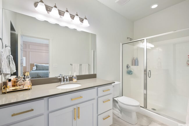 Foto del edificio - 6047 White Rock Rd