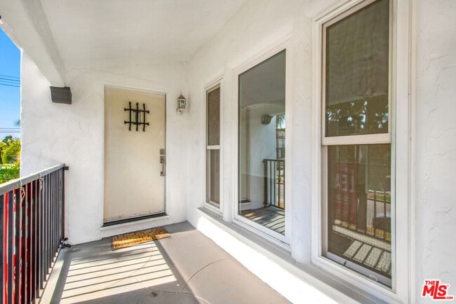 Foto del edificio - 6089 Horner St