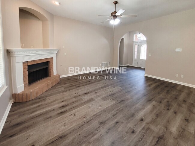 Building Photo - 1581 Farkleberry Dr