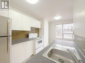 Building Photo - 90 Blackfriar Ave