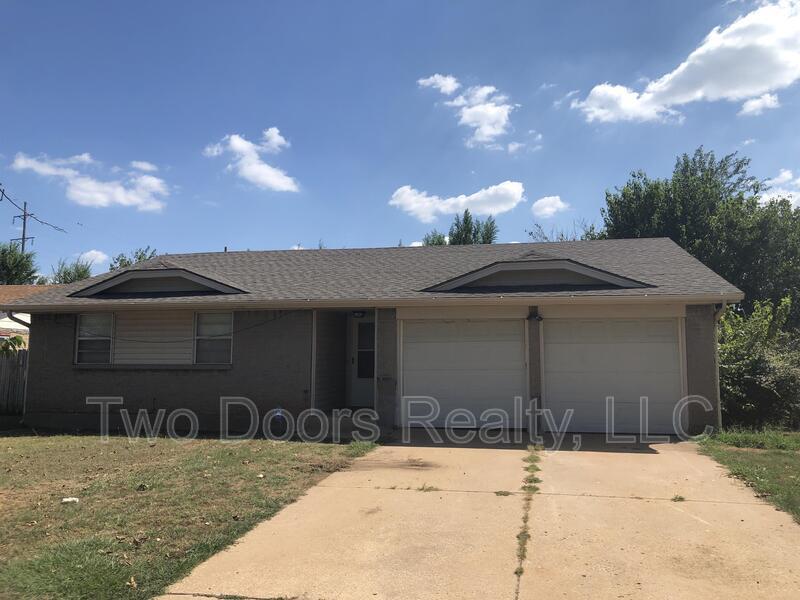 Photo - 4220 Southeast 49th Street