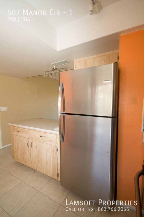 Foto del edificio - 507 Manor Cir