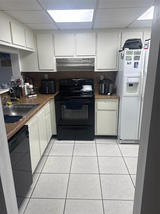 Foto del edificio - 3561 SW 117th Ave