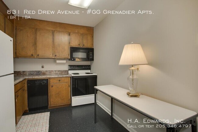 Foto del edificio - 831 Red Drew Ave