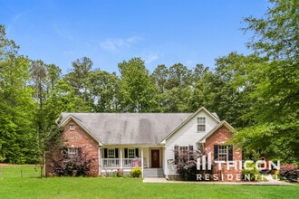 Building Photo - 475 Jenkinsburg Rd