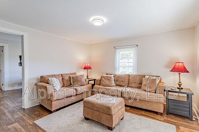 Foto del edificio - 310 Austin St