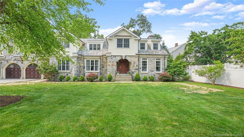 Primary Photo - 302 Compo Rd S