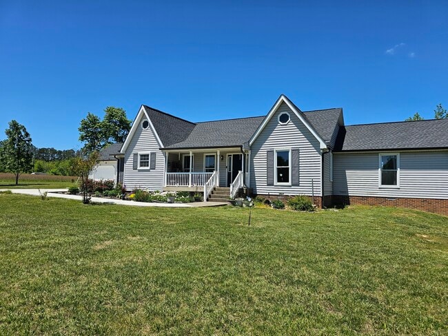 Building Photo - 2868 Joe Dowlen Rd