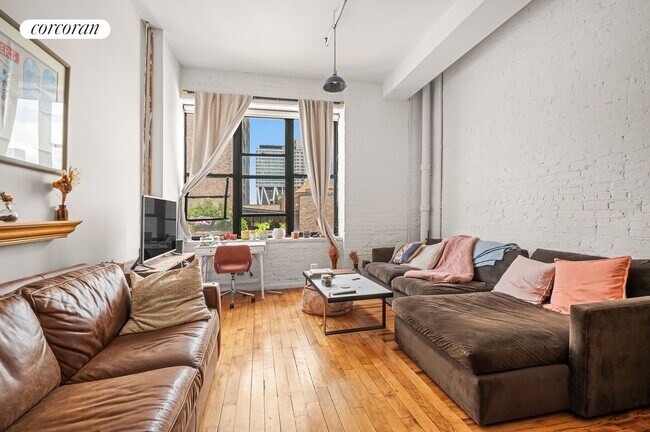 Foto del edificio - 84 N 9th St