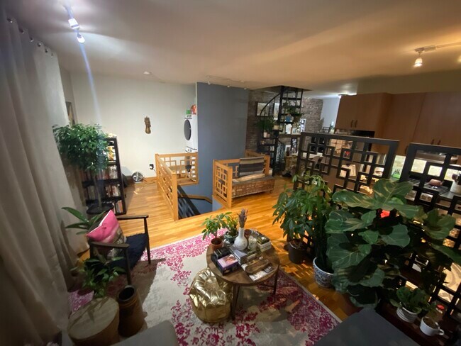 Foto del edificio - 59 Montgomery Ave