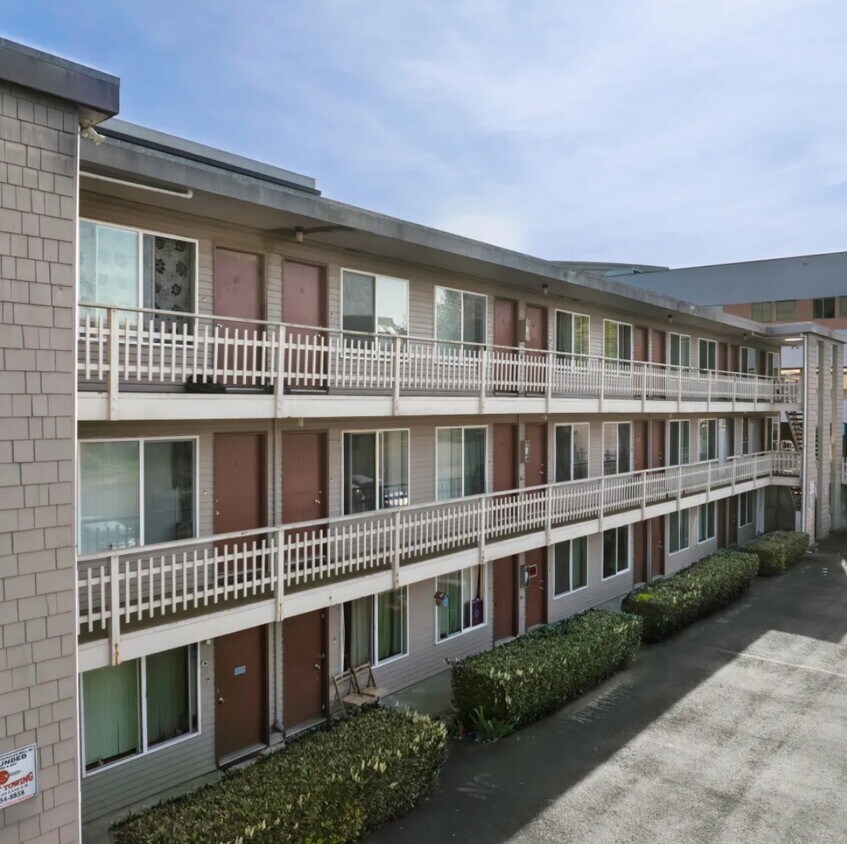 Foto principal - Brentwood 509 Apartments