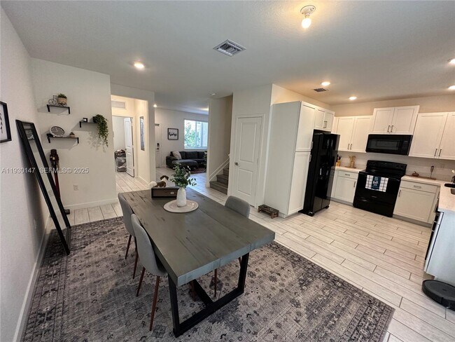 Foto del edificio - 1030 SE 23rd Ter