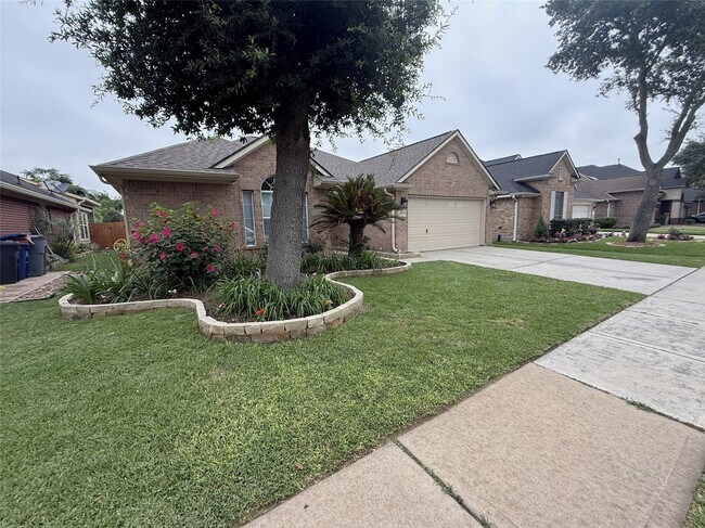 Foto del edificio - 8218 Terrace Brook Dr