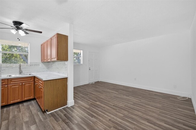 Building Photo - 7130 W 11th Ct