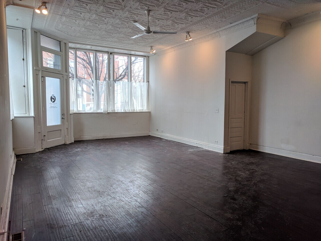 Primary Photo - 626 W 18th St