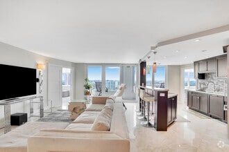 Building Photo - 550 S Ocean Blvd