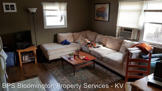 Building Photo - 327 E 2nd St